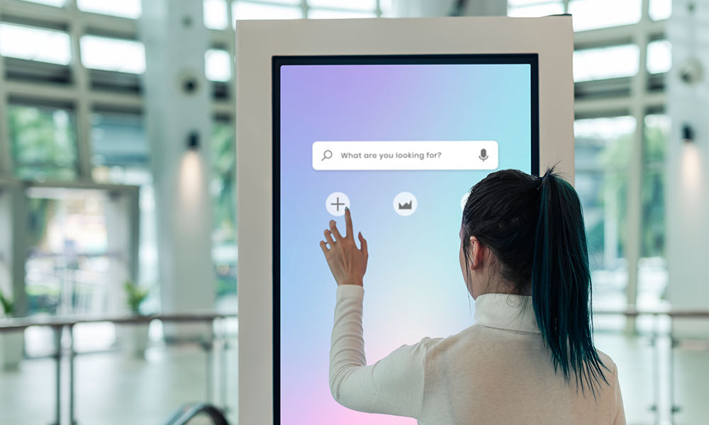 Strengthen In-Store Experience with Digital Signage